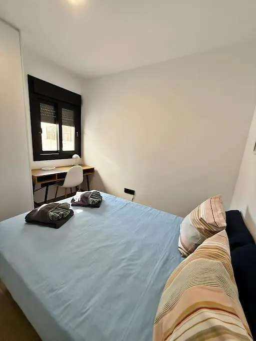 Nuevo Y Centrico Apartamento De Playa Фуэнхирола Испания